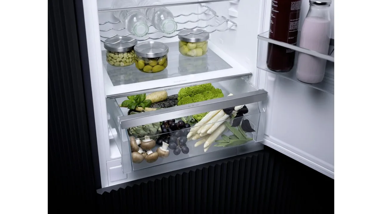  Холодильник-морозильник Miele KFN7734D